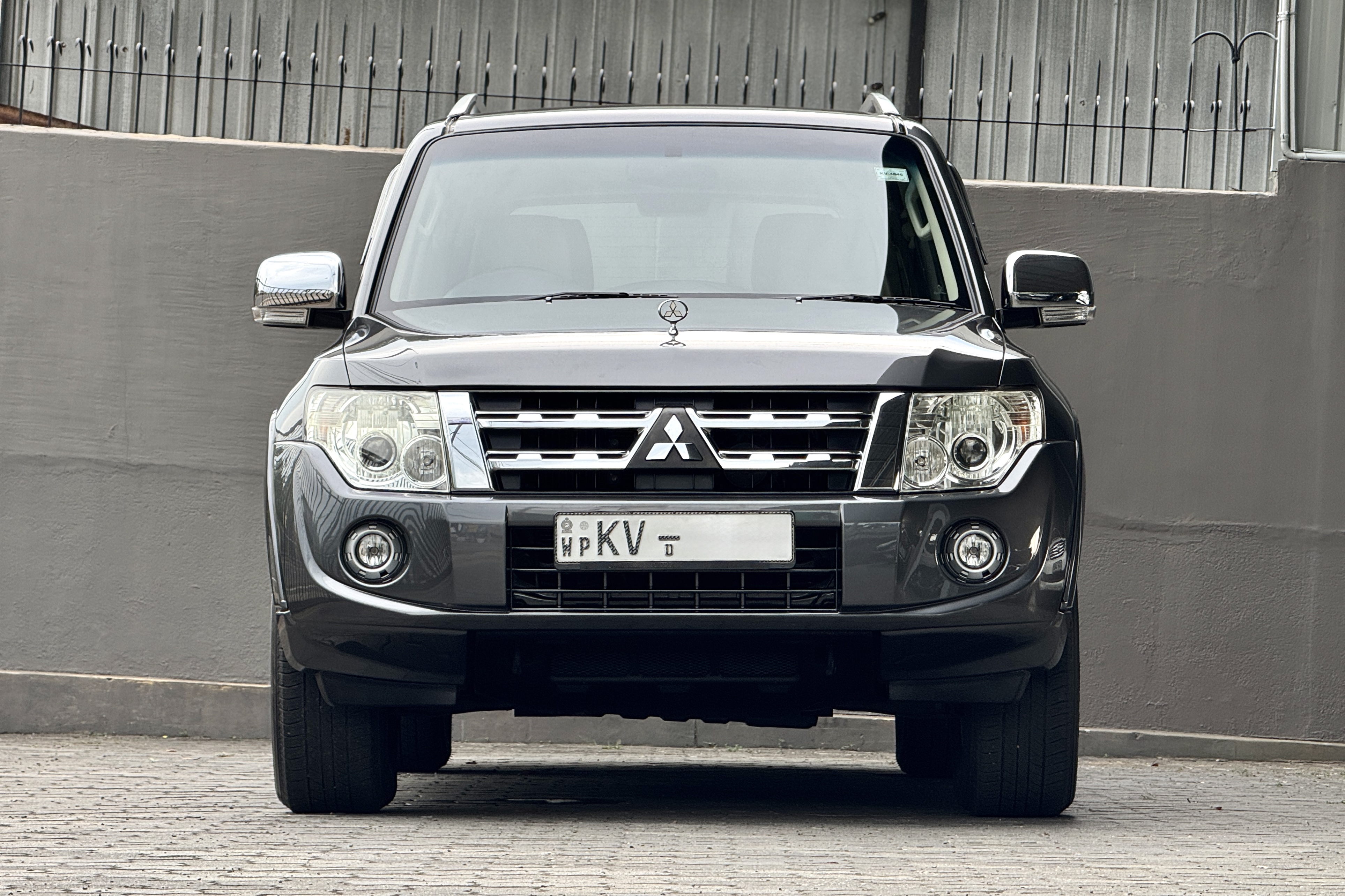 Mitsubishi Montero GLX